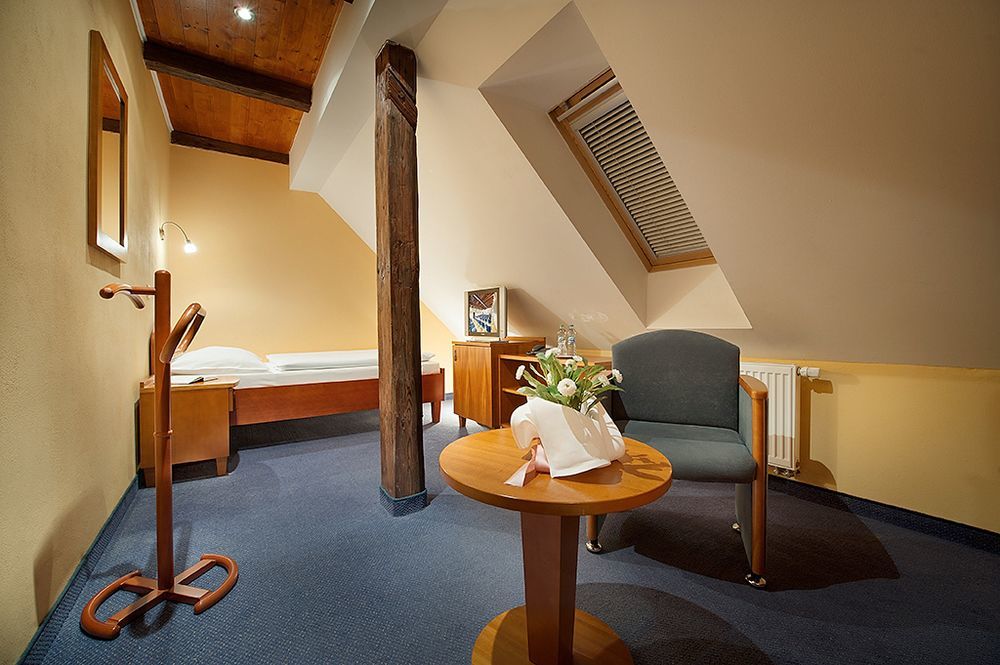 Fara Rancirov Hotel Jihlava Luaran gambar